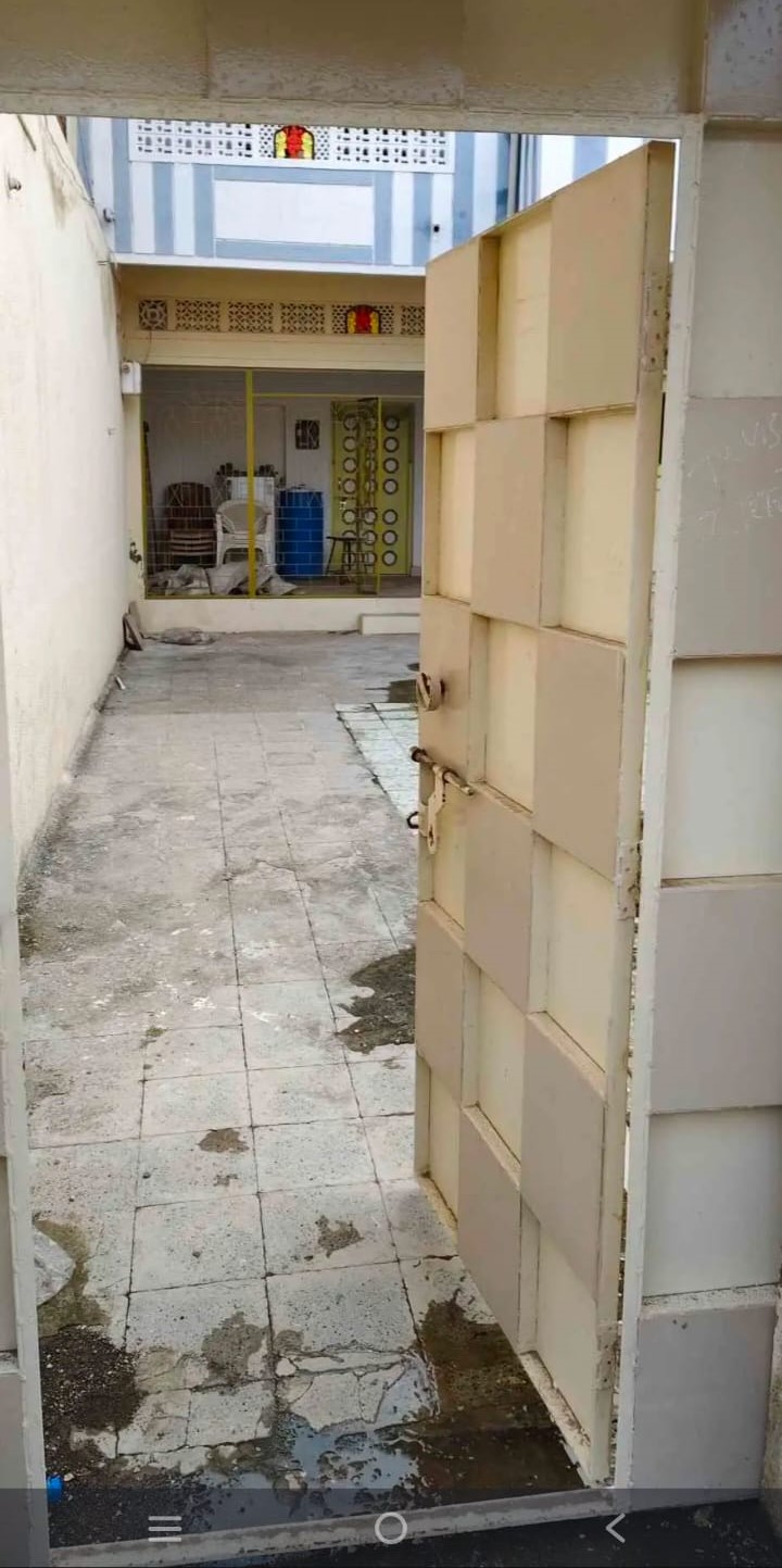 જય શ્રી ટોકીઝ પાસે, મકાન વેચવાનું છે