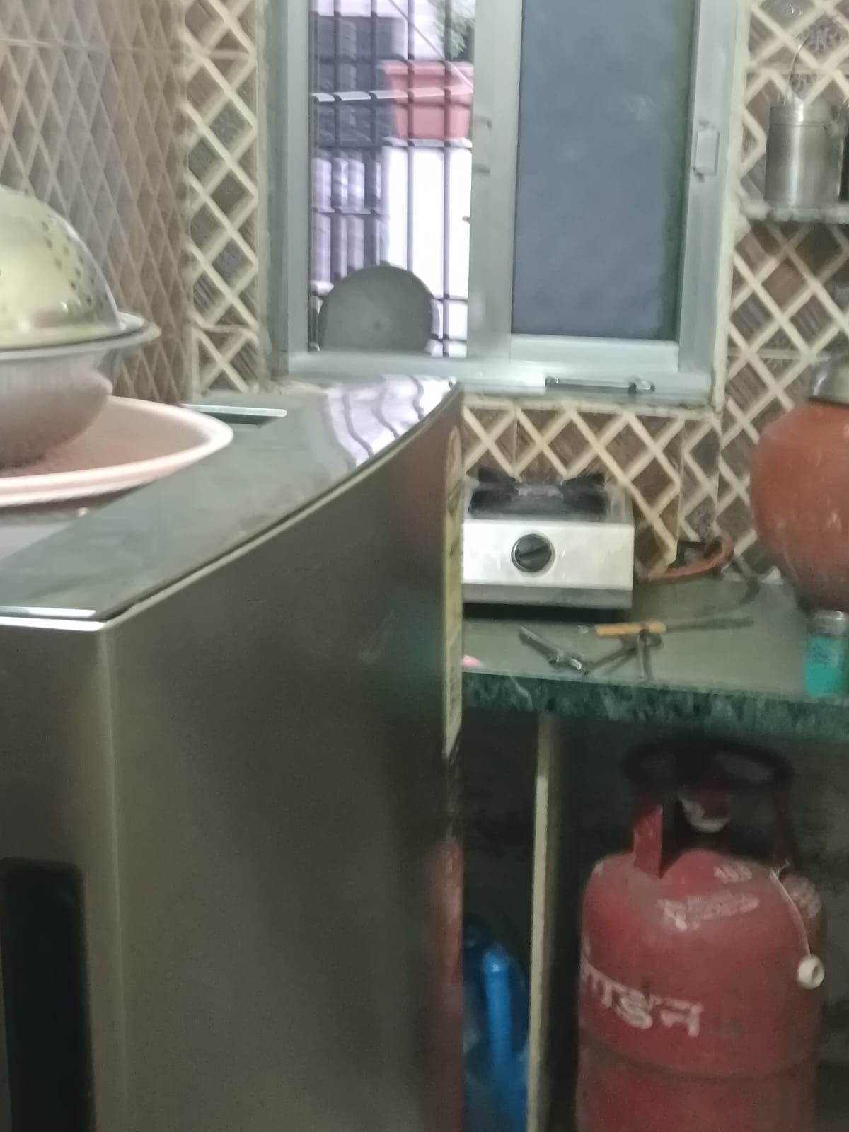 જેસરરોડ મકાન વેચવાનું છે...