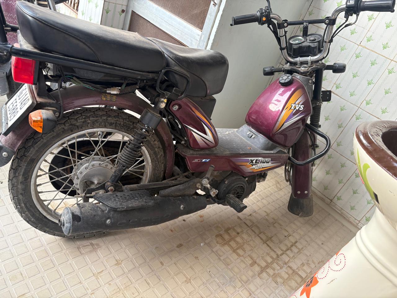 TVS XL વેચવાનું છે...