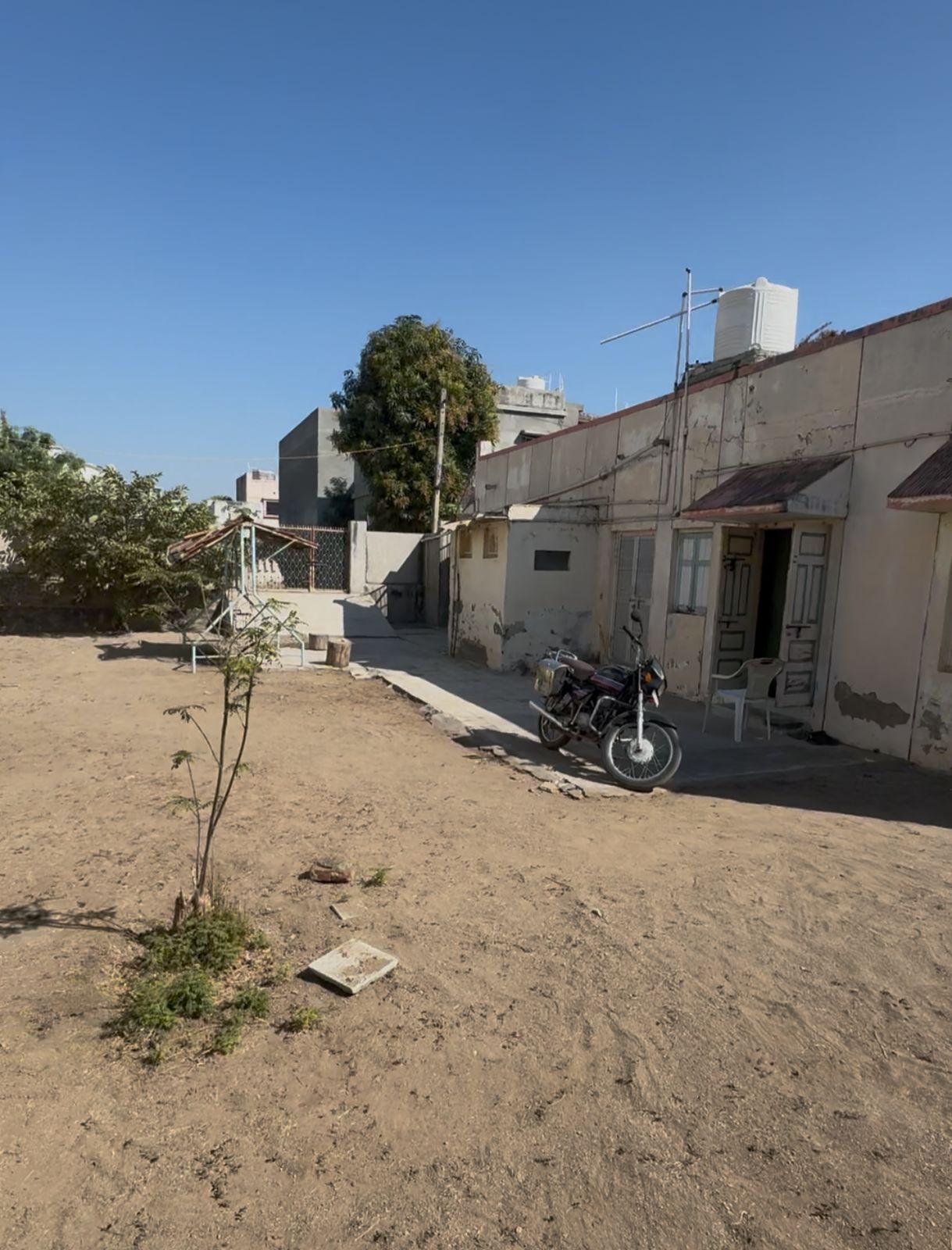 મકાન વેચવાનું છે...