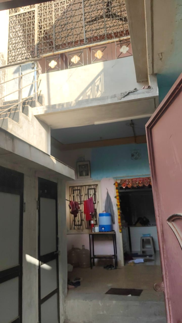 મકાન-૧ વેચવાનું છે...