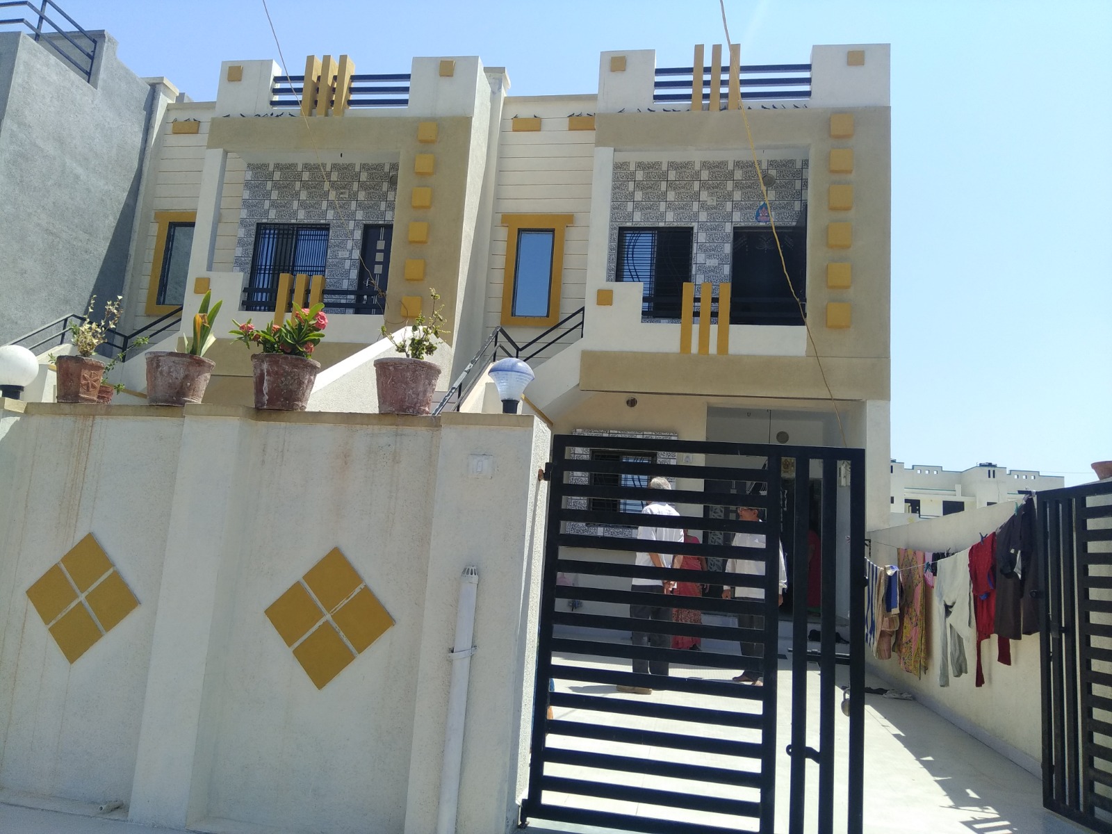 મકાન વેચવાનું છે...