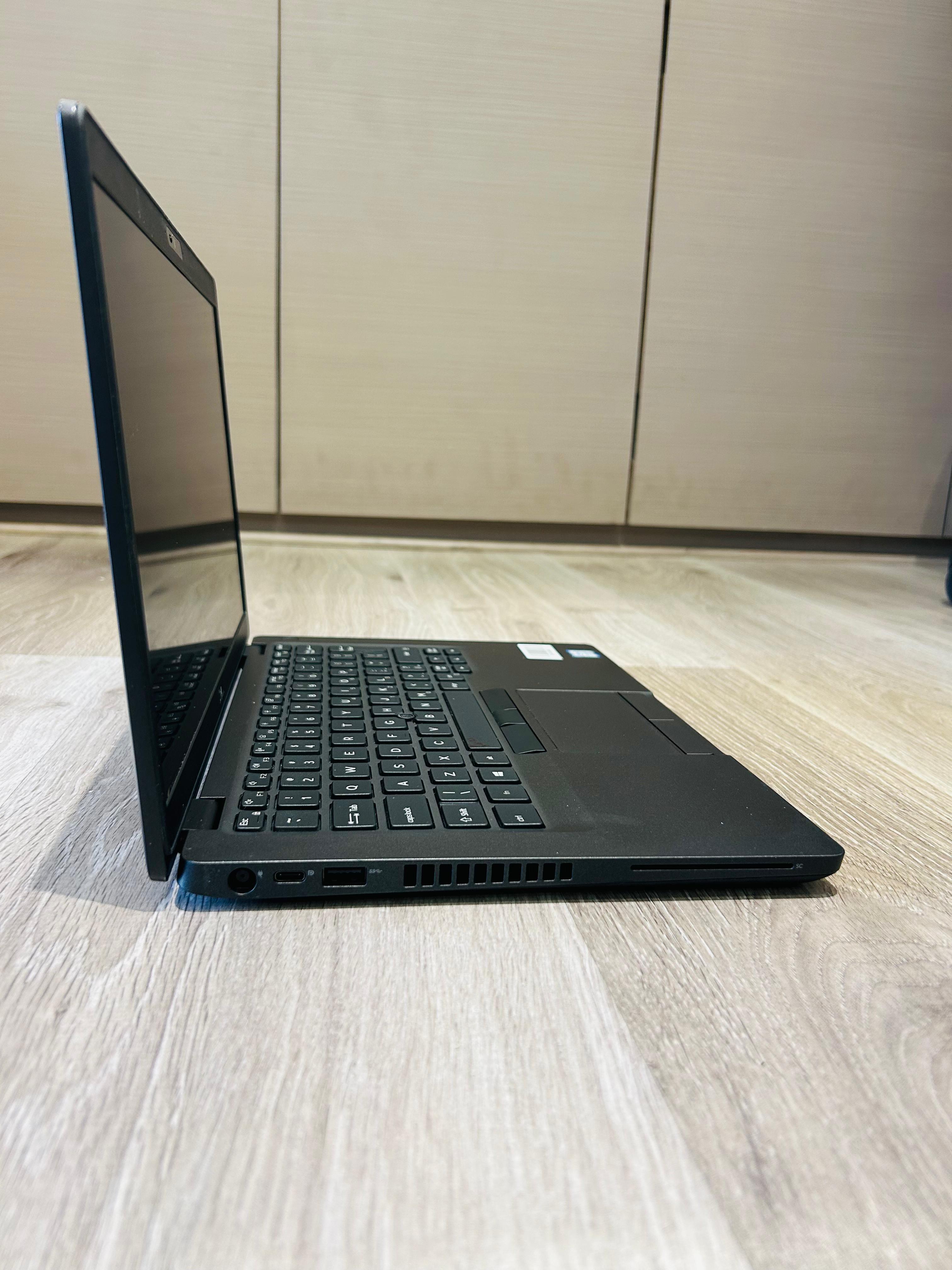 DELL LAPTOP